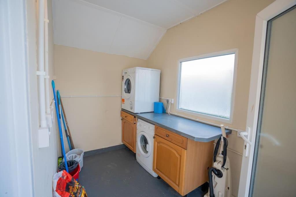 Erwenni, Llanbedrog, Abersoch Near Beach And Pub With Hot Tub Bagian luar foto